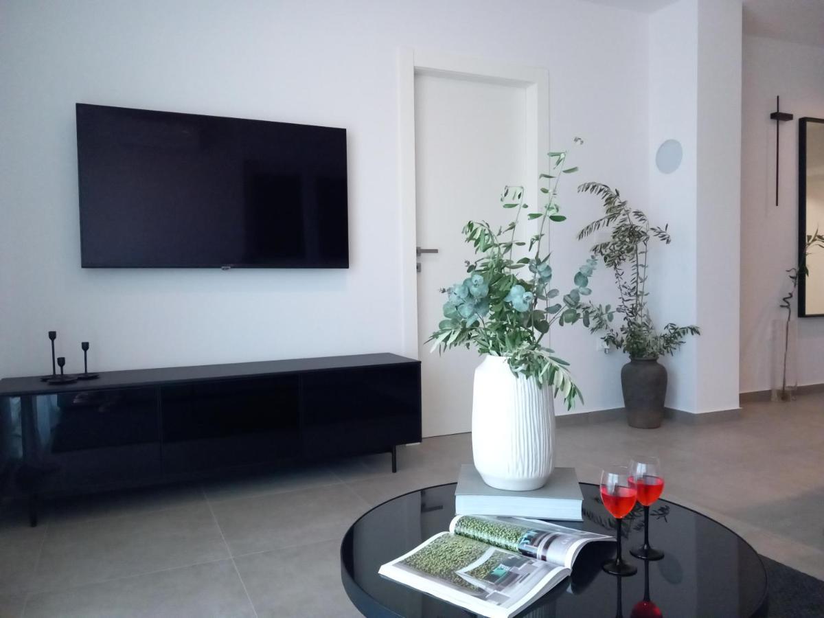 Urban Appartement Pula Buitenkant foto