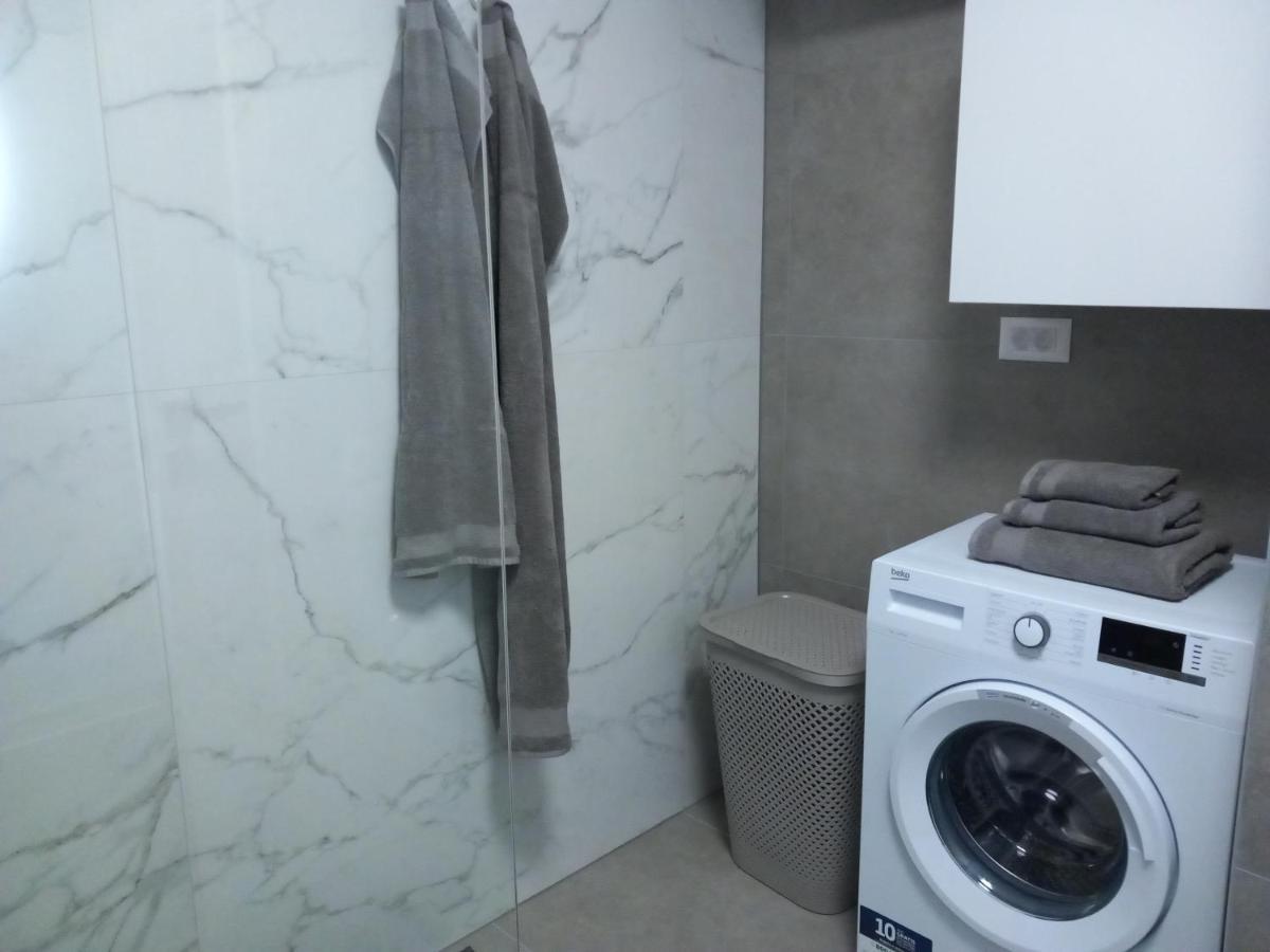 Urban Appartement Pula Buitenkant foto
