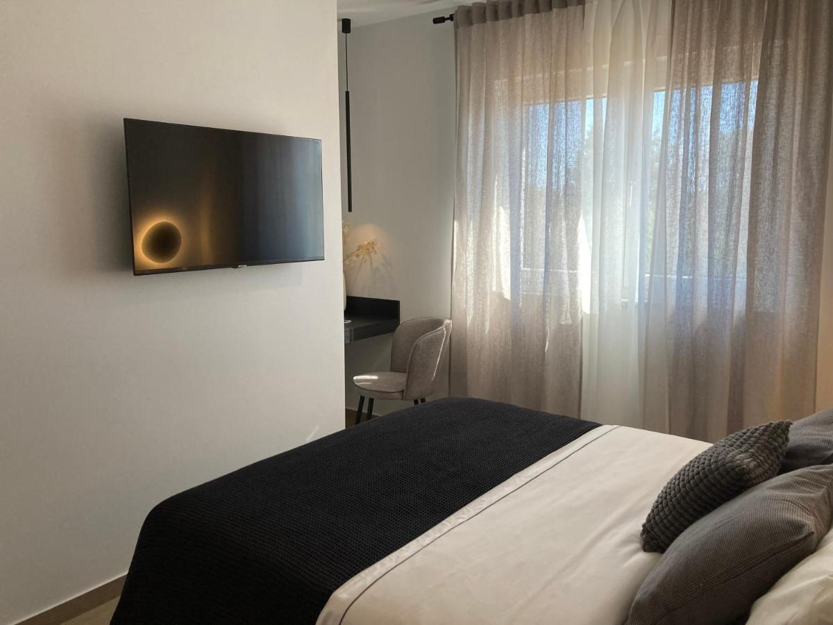 Urban Appartement Pula Buitenkant foto